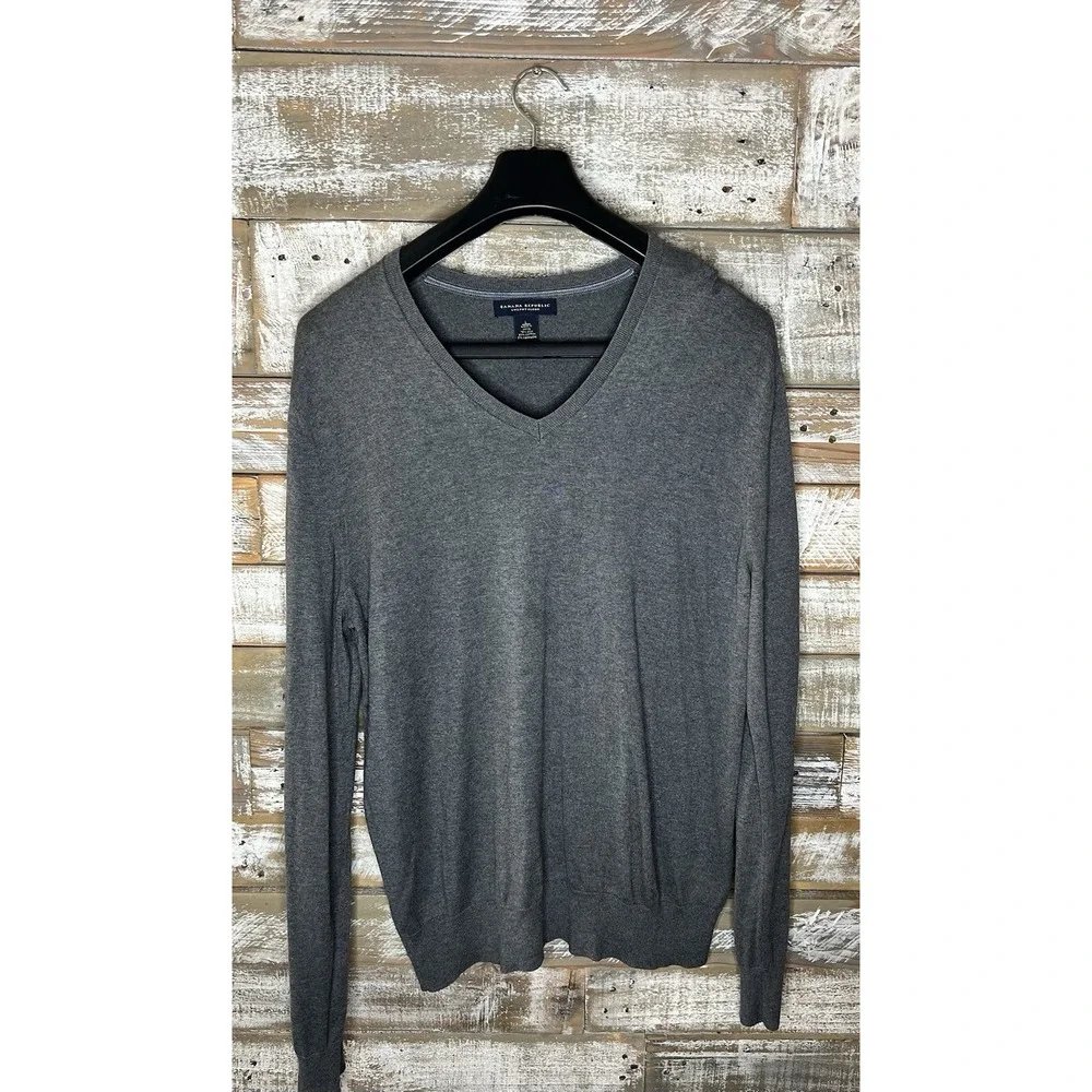 Banana Republic mens Luxury‎ Blend Cashmere/Silk grey V-necked sweater L